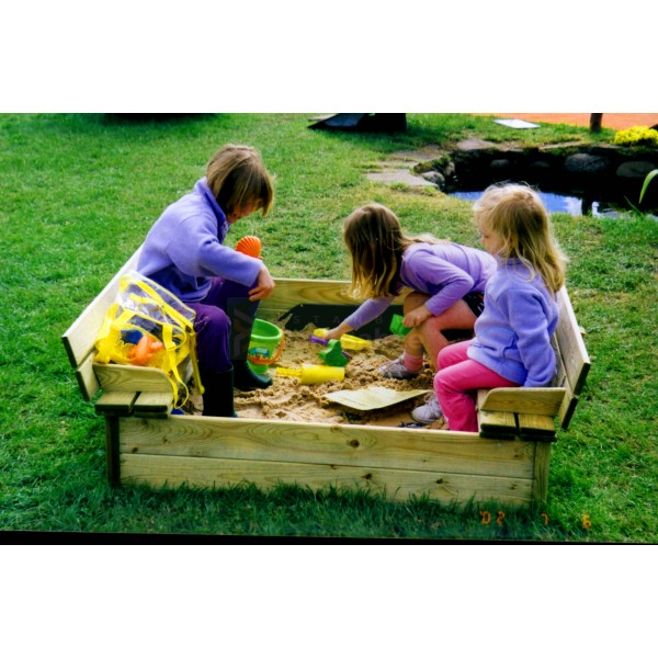 Oturaklı Kum Havuzu